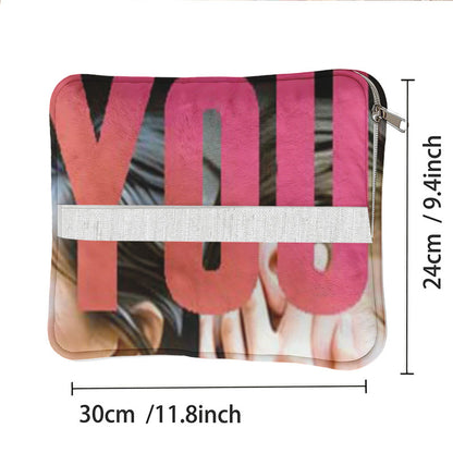 Dimensions of the custom foldable photo pillow.