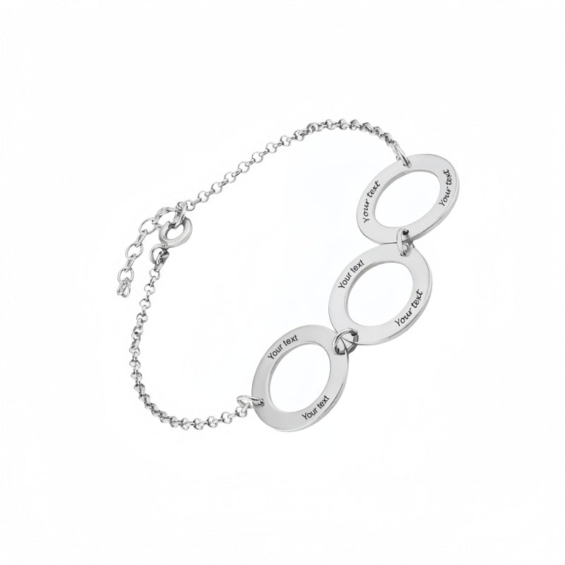 Bracelet personnalisé en argent sterling ou plaqué or avec 6 prénoms gravés en cercles pour femme. Bracelet personnalisé pour elle.