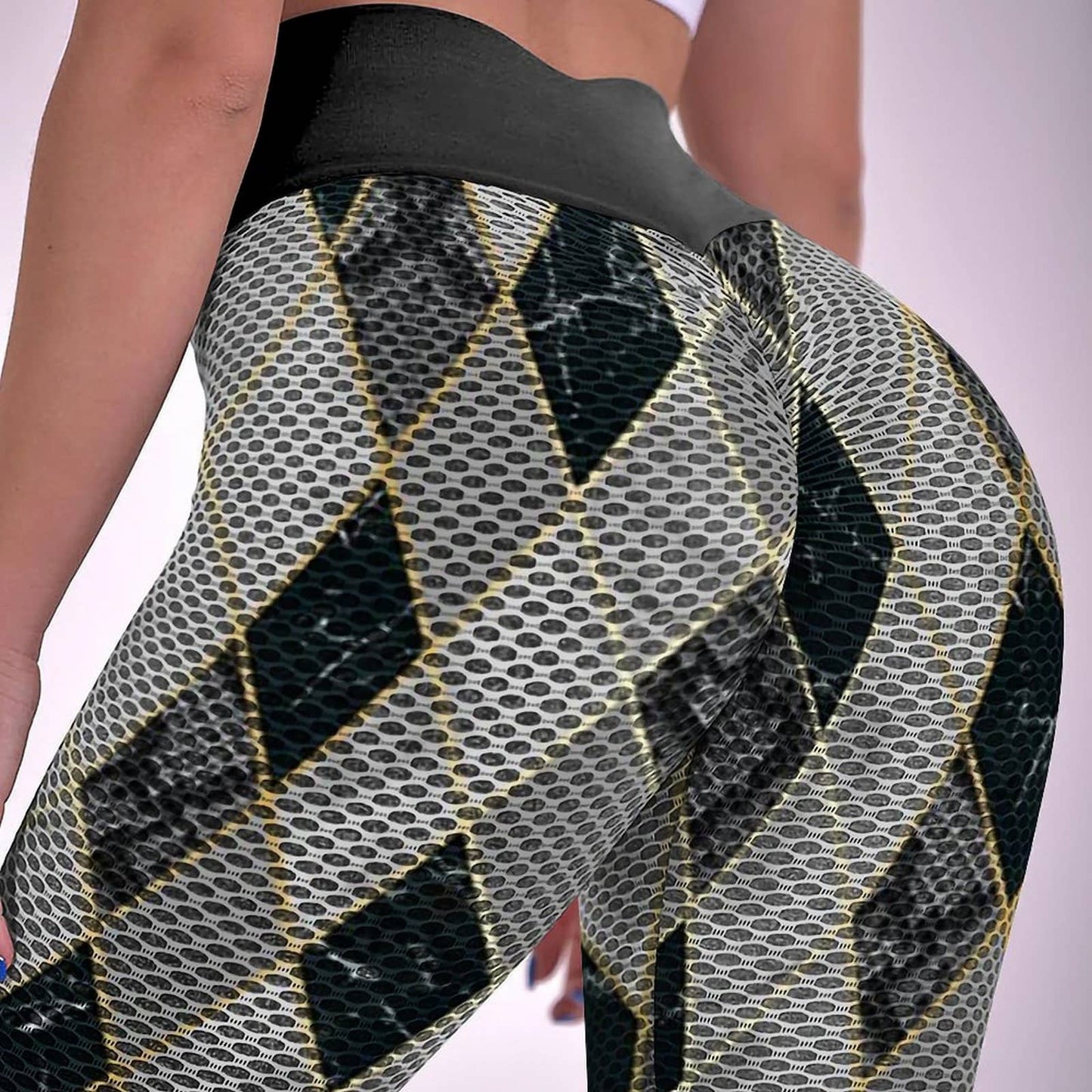 Close-up: Honeycomb Scrunch Butt and High Waist Detail on Argyle Leggings