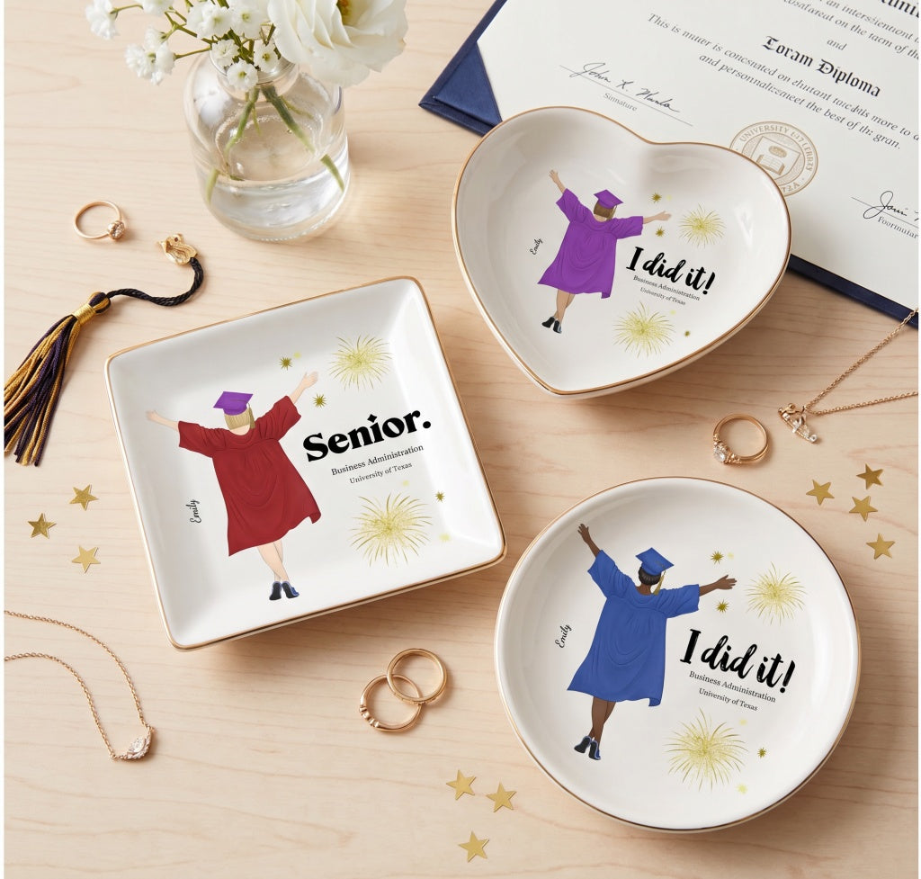 Various personalized jewelry dishes for graduates