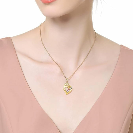 Model wearing the gold personalized name necklace with birthstones.