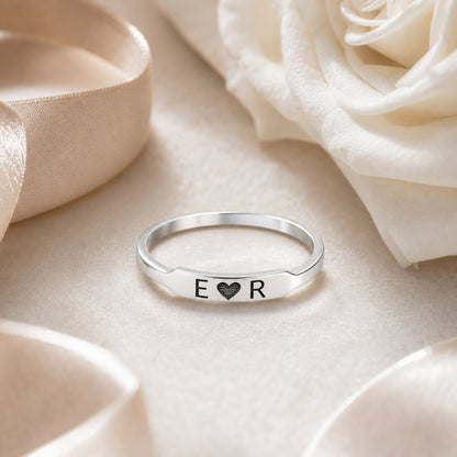 Custom custom-initial-heart-ring scene view for personalized