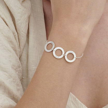 Personalized sterling silver 3 circles bracelet with 3 names.