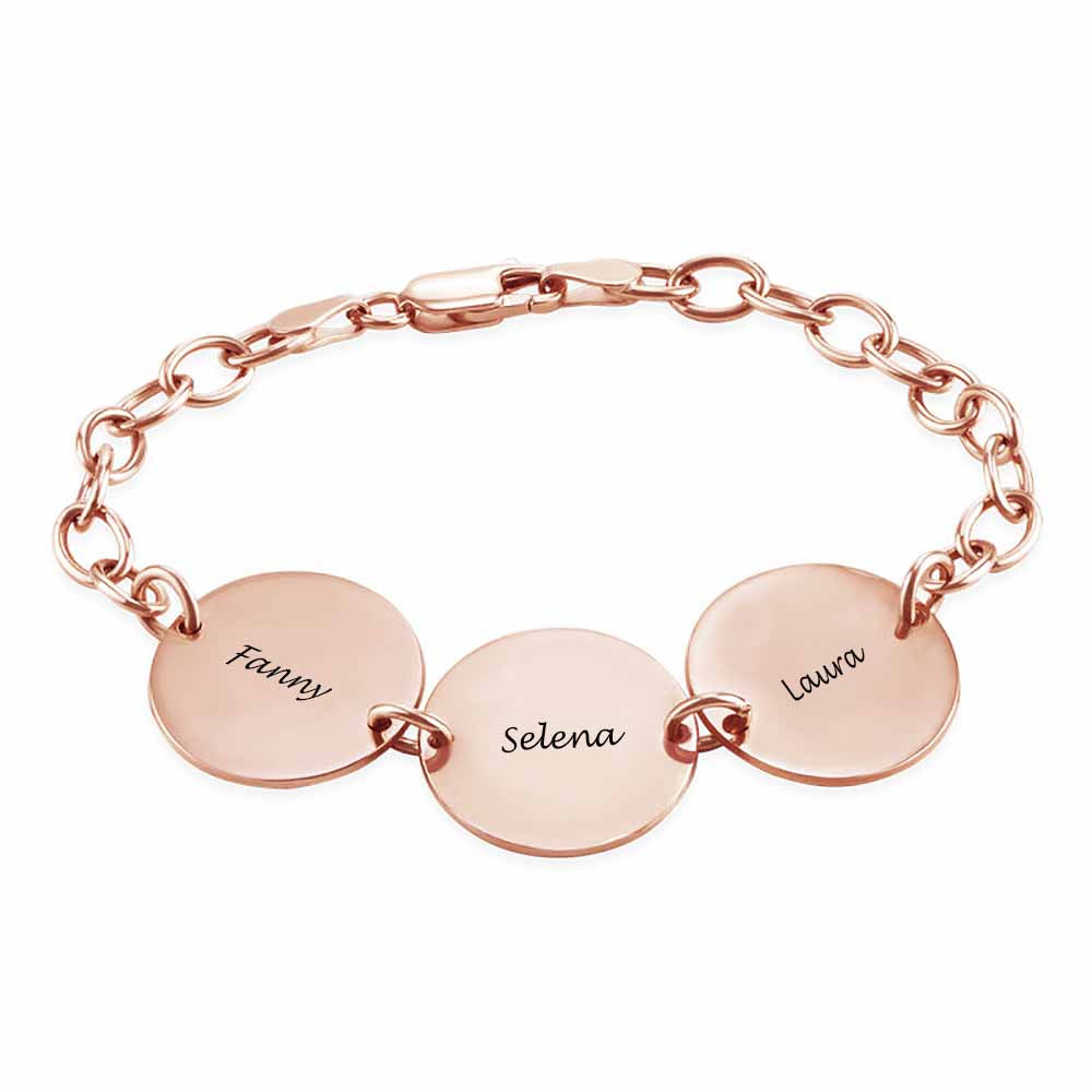 Rose gold name bracelet: 3 engraved discs on a chain.